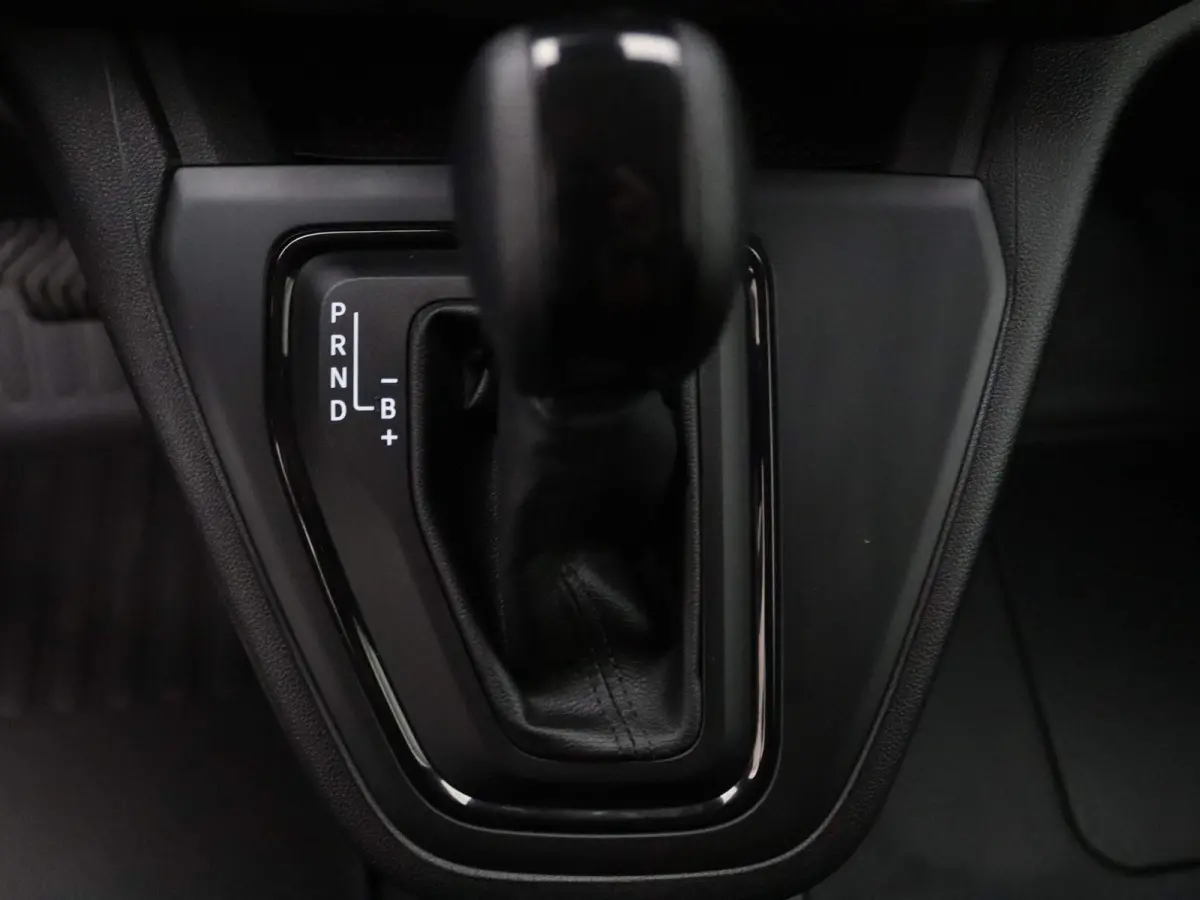 N-Connecta L1 45 kWh Carplay | Climate | Cruise | Parksens. v+a