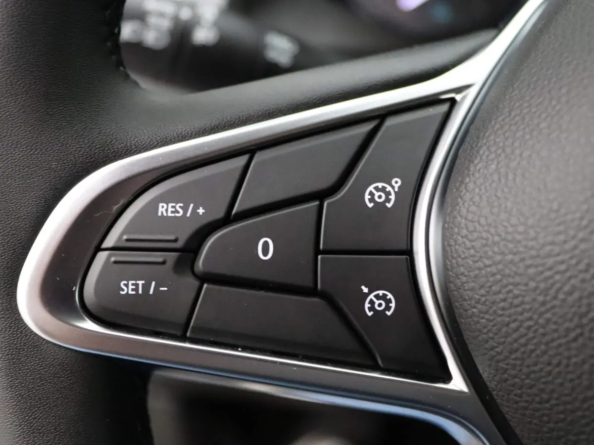 N-Connecta L1 45 kWh Carplay | Climate | Cruise | Parksens. v+a