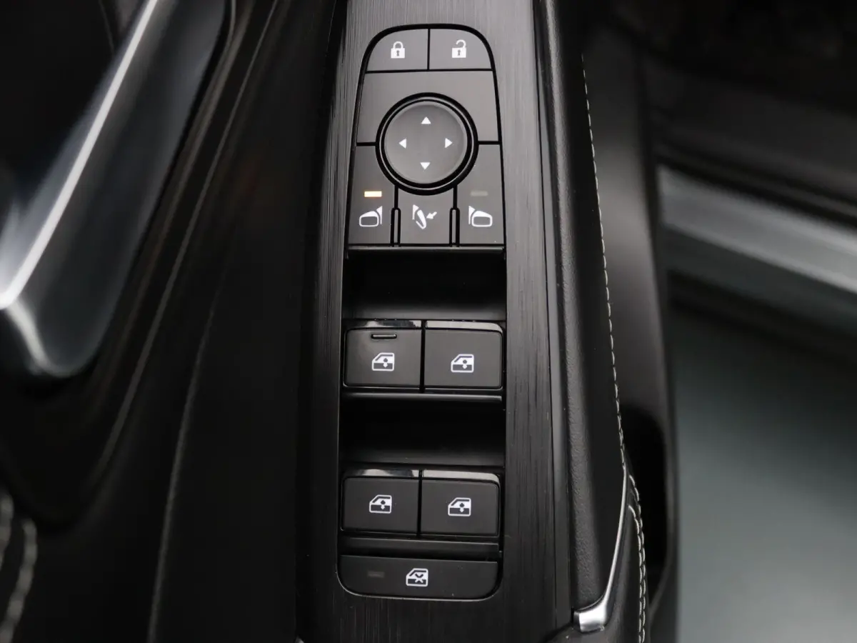 MHEV Xtronic N-Connecta 160pk 360° Camera | Adapt. Cruise | Navi | Parkeersens. v+a