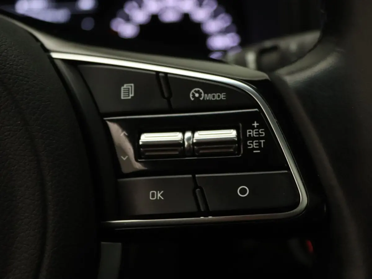 1.6 T-GDI Black Edition 177pk Automaat JBL | Camera | Parkeersens. v+a | Stoelverw. | Panoramadak