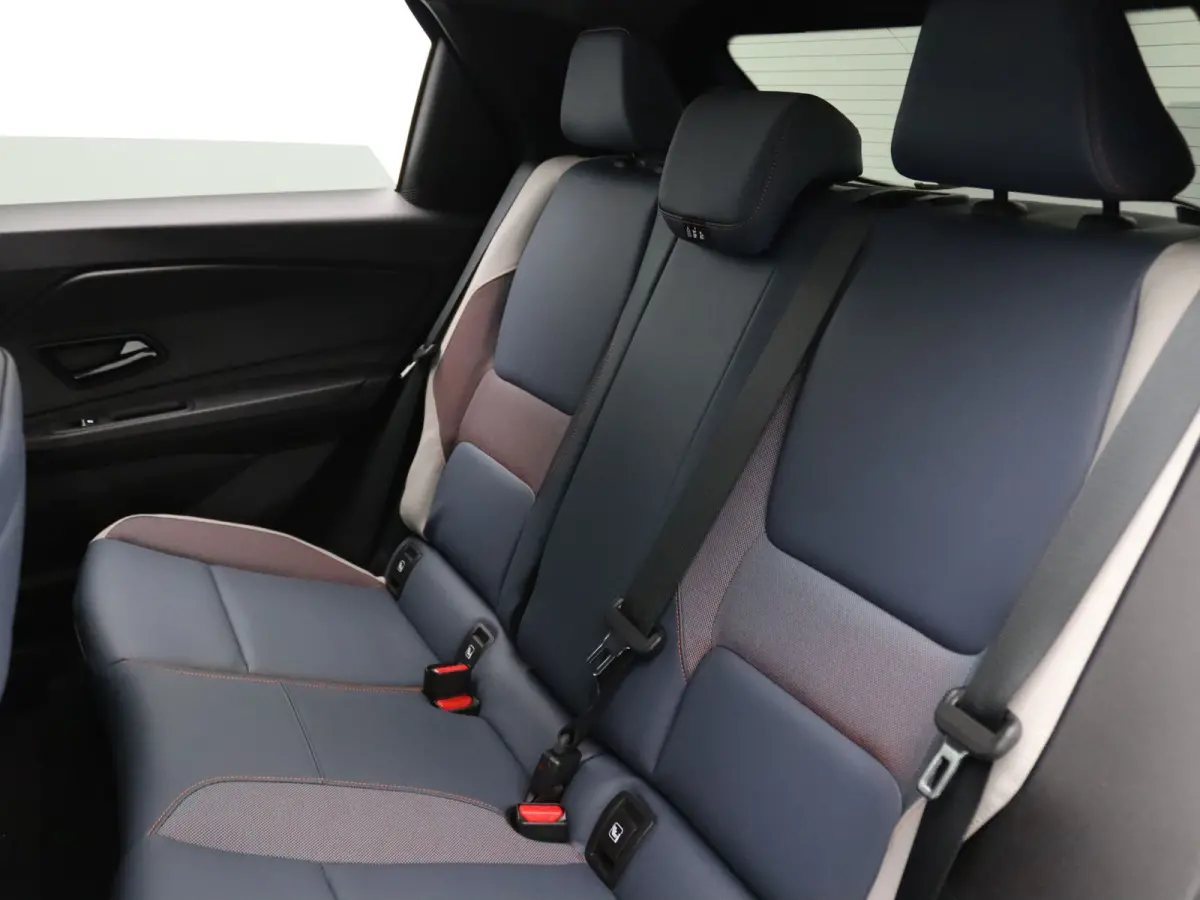 EVOLVE 52 kWh Harman Kardon | Camera | Adapt. Cruise | Parkeersens. v+a | Stoel-/stuurverw.