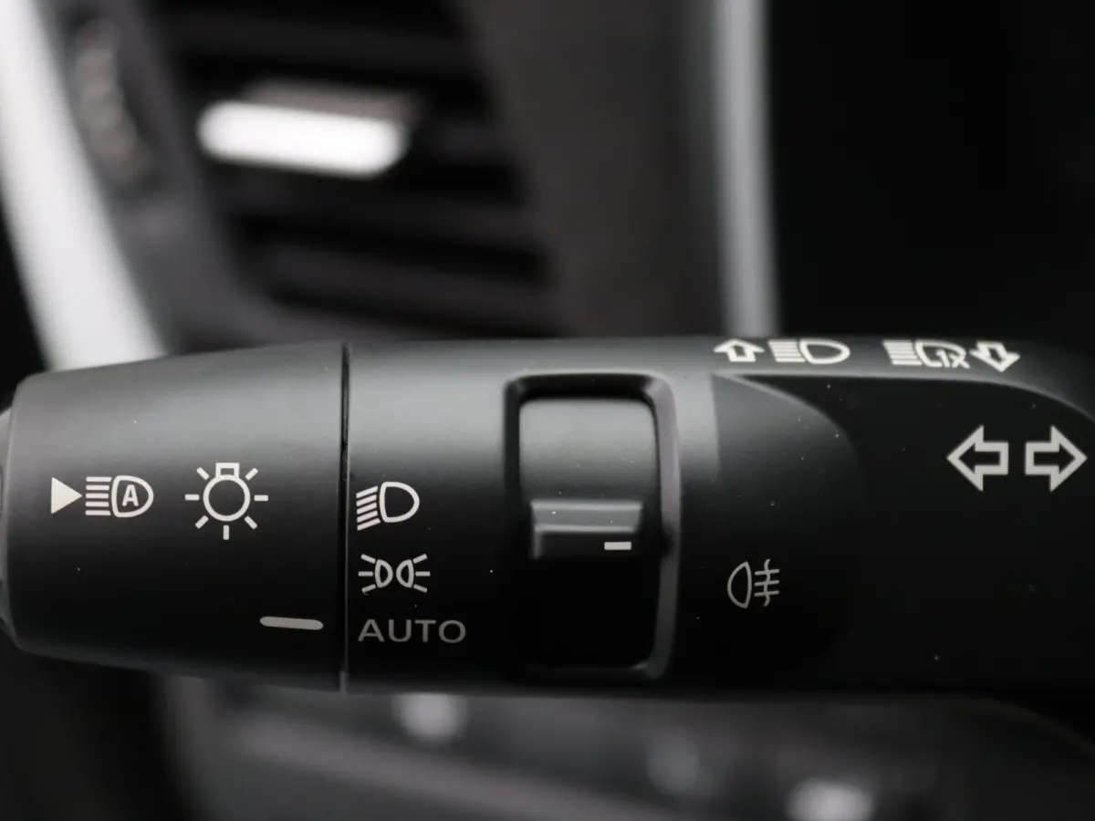 e-Power Tekna Plus 205pk BOSE | Head-Up | 360° Camera | Stoel-/stuur-/voorruitverw. | Panoramadak