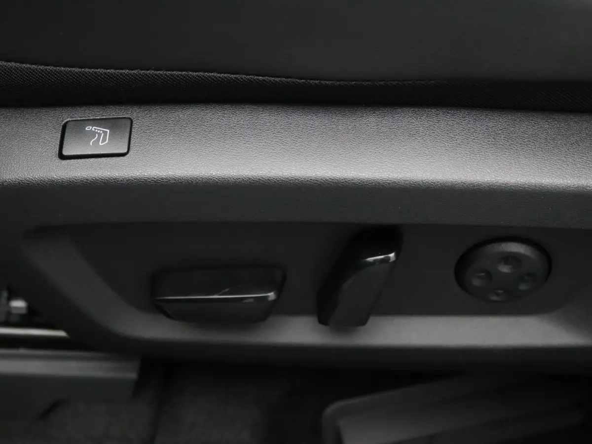 e-Power Tekna Plus 205pk BOSE | Head-Up | 360° Camera | Stoel-/stuur-/voorruitverw. | Panoramadak