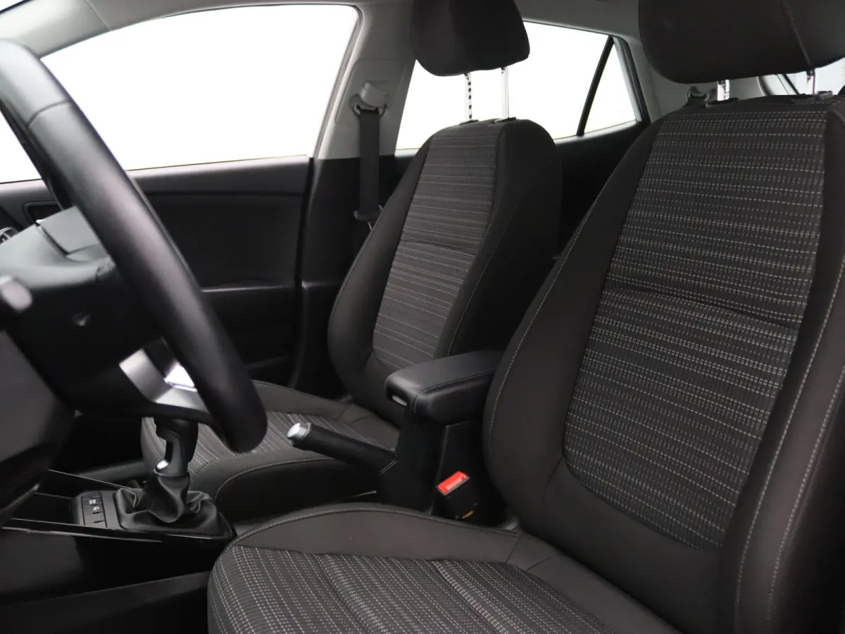 T-GDi 100pk MHEV DynamicLine Navigatie | Apple Carplay/Android Auto
