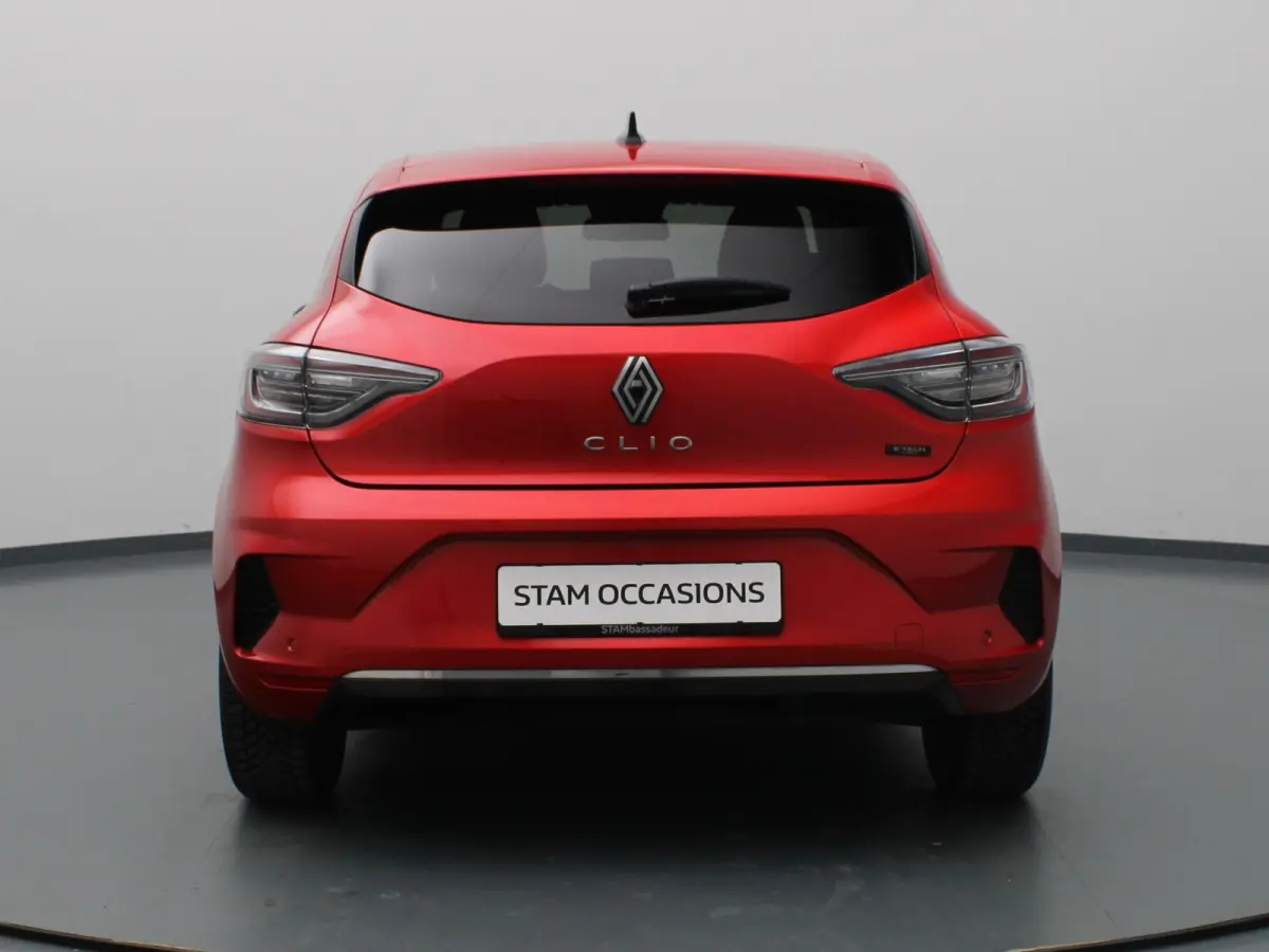 E-Tech Full Hybrid techno 145pk 360° Camera | Cruise | Navi | Parkeersens. v+a | Stoel-/stuurverw.