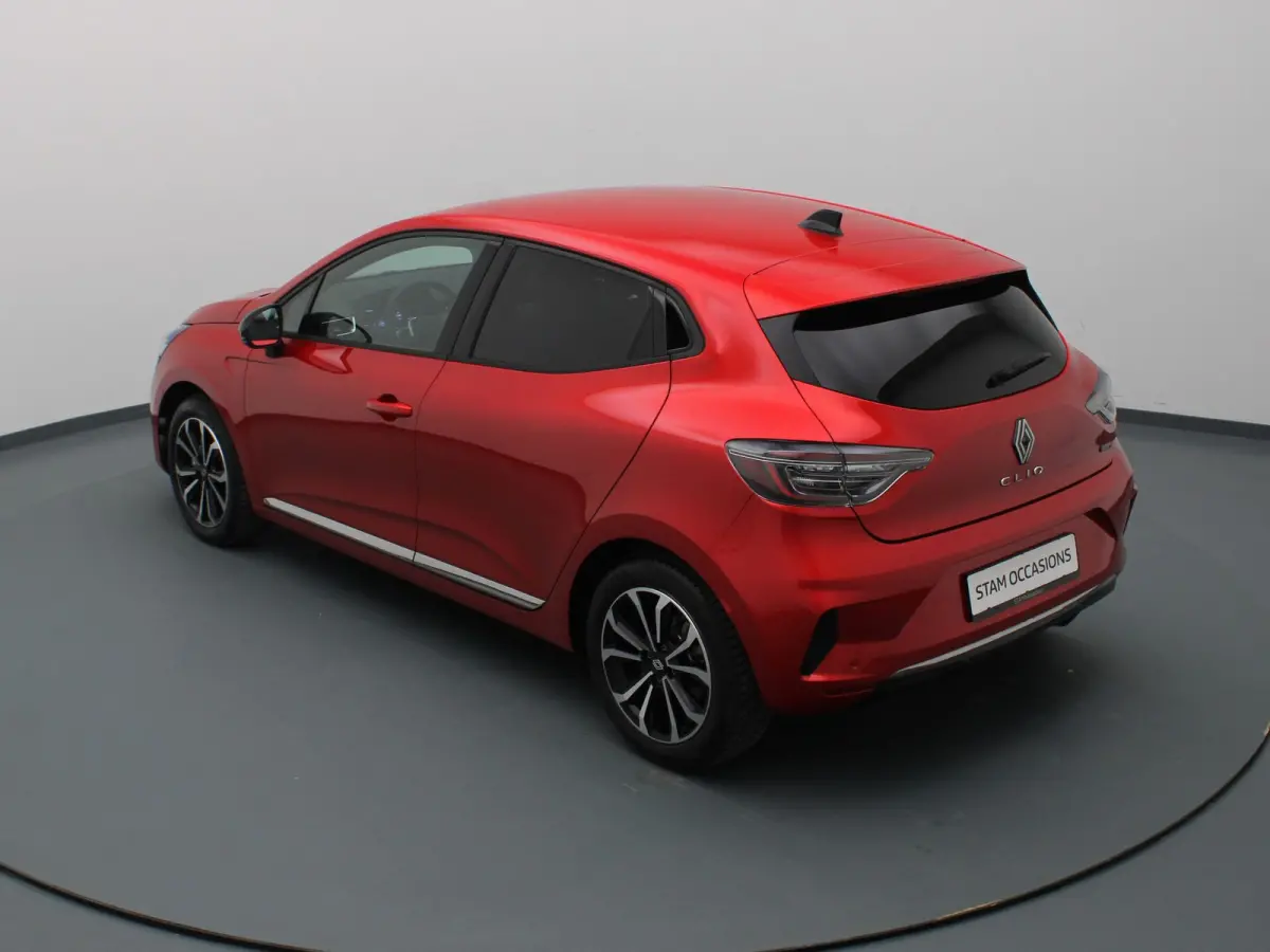 E-Tech Full Hybrid techno 145pk 360° Camera | Cruise | Navi | Parkeersens. v+a | Stoel-/stuurverw.