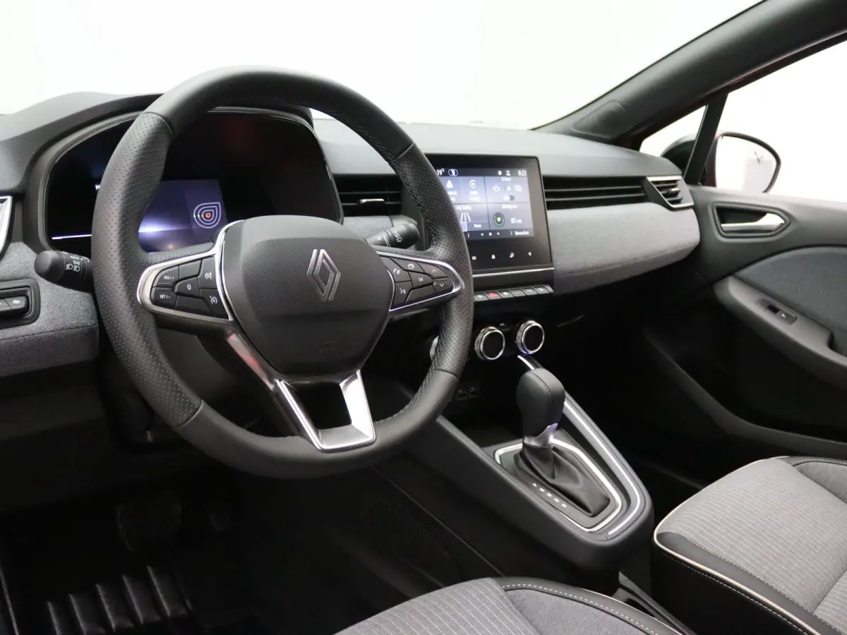 E-Tech Full Hybrid techno 145pk 360° Camera | Cruise | Navi | Parkeersens. v+a | Stoel-/stuurverw.