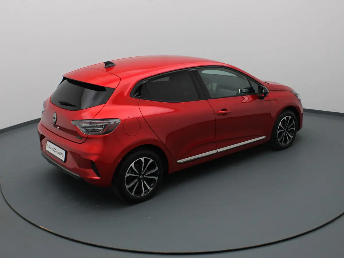 E-Tech Full Hybrid techno 145pk 360° Camera | Cruise | Navi | Parkeersens. v+a | Stoel-/stuurverw.