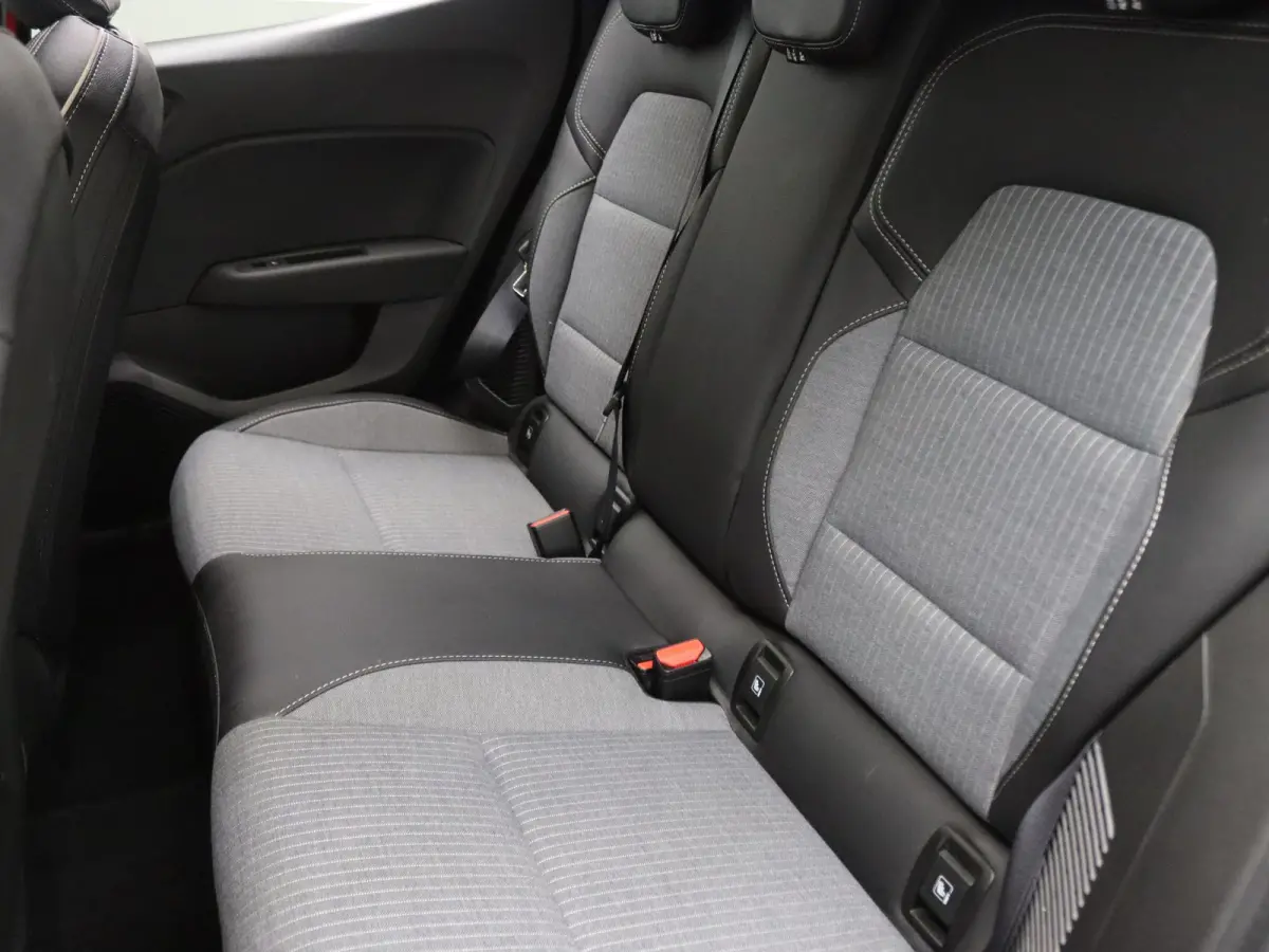 E-Tech Full Hybrid techno 145pk 360° Camera | Cruise | Navi | Parkeersens. v+a | Stoel-/stuurverw.