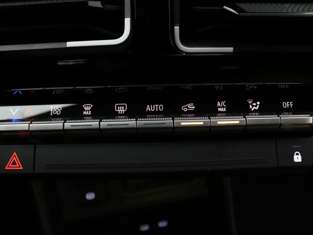 comfort range iconic cinq 52 kWh Harman Kardon | Camera | Adapt. Cruise | Stoel-/stuurverw.