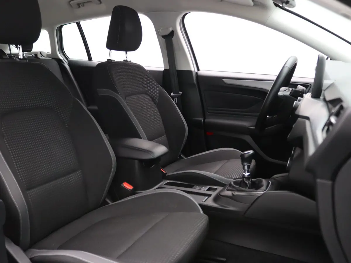 EcoBoost Hybrid Connected 125pk Airco | Cruise | Navi | Parkeersens. v+a
