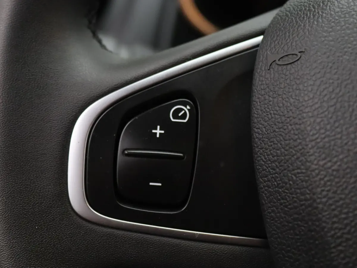 TCe 90pk Limited Navigatie | Apple Carplay/Android Auto