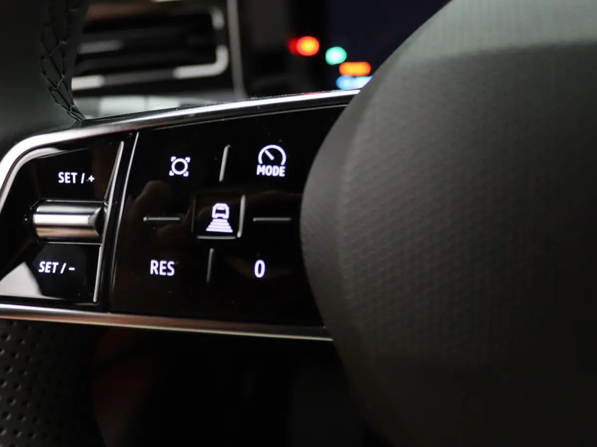 comfort range techno 52 kWh Camera | Adapt. Cruise | Navi | Parkeersens. achter