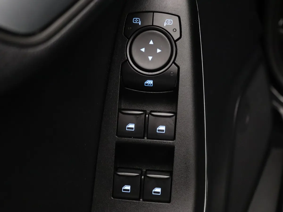 100pk EcoBoost Titanium Camera | Cruise | Navi | Parkeersens. v+a