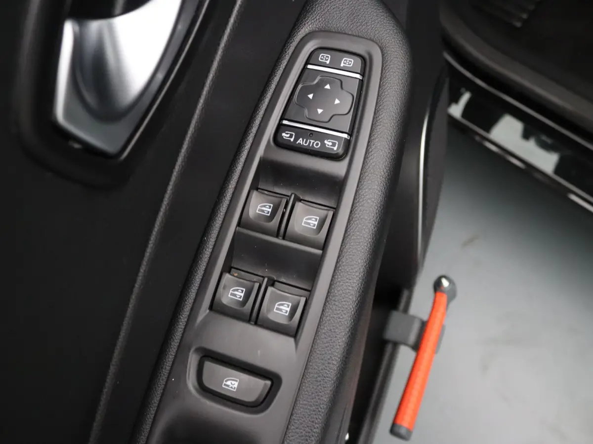 Intens Tce 90pk Camera | Cruise | Navi | Parkeersens. v+a