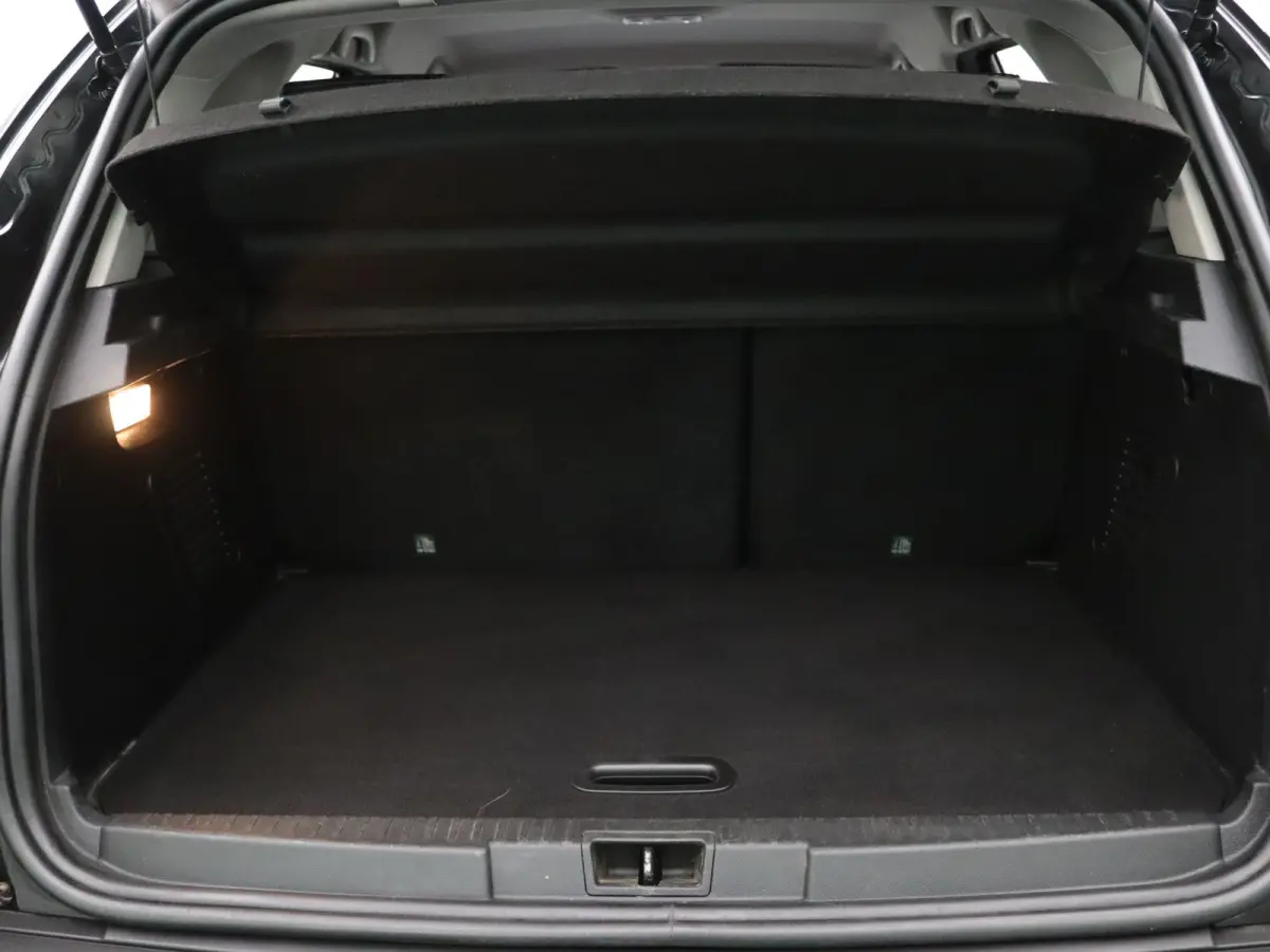 Intens Tce 90pk Camera | Cruise | Navi | Parkeersens. v+a