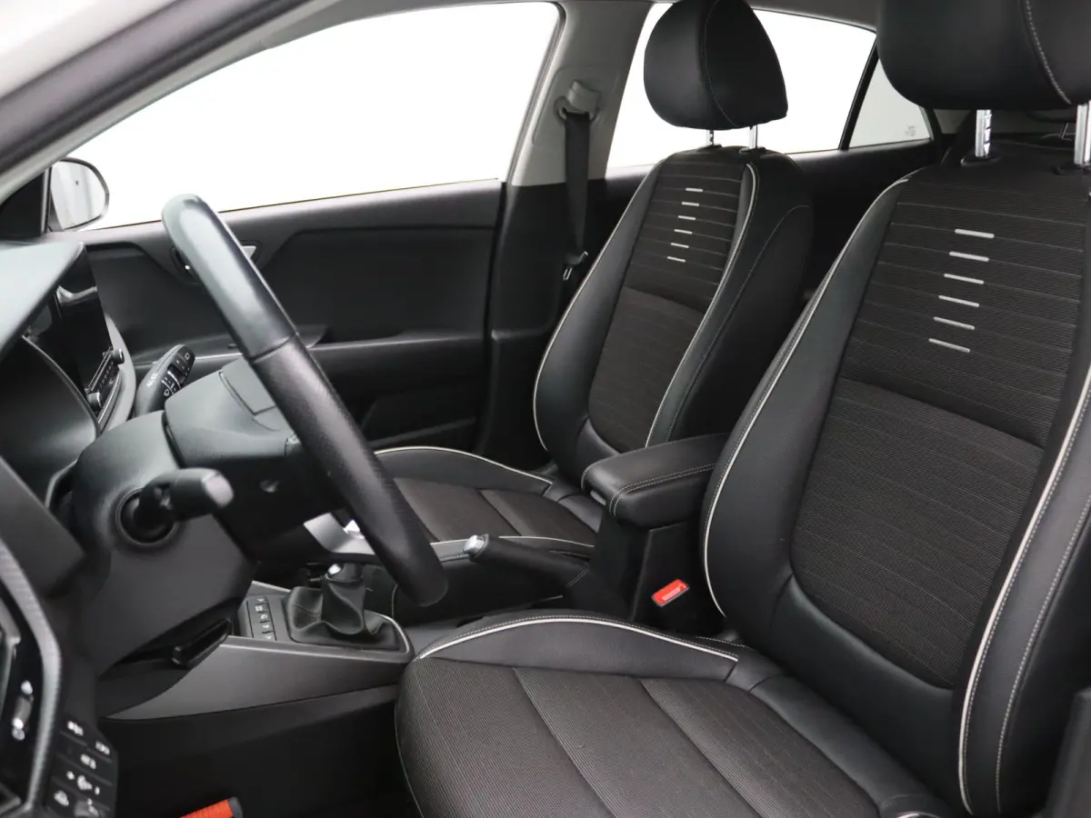 T-GDi MHEV GT-Line 100pk Camera | Cruise | Navi | Parkeersens. achter | Stoel-/stuurverw.
