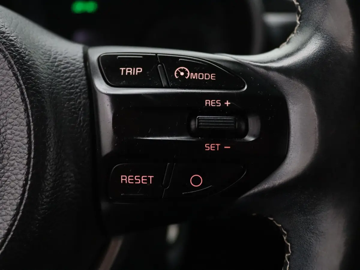 CVVT 67pk Design Edition Apple carplay |  Achteruitrijcamera