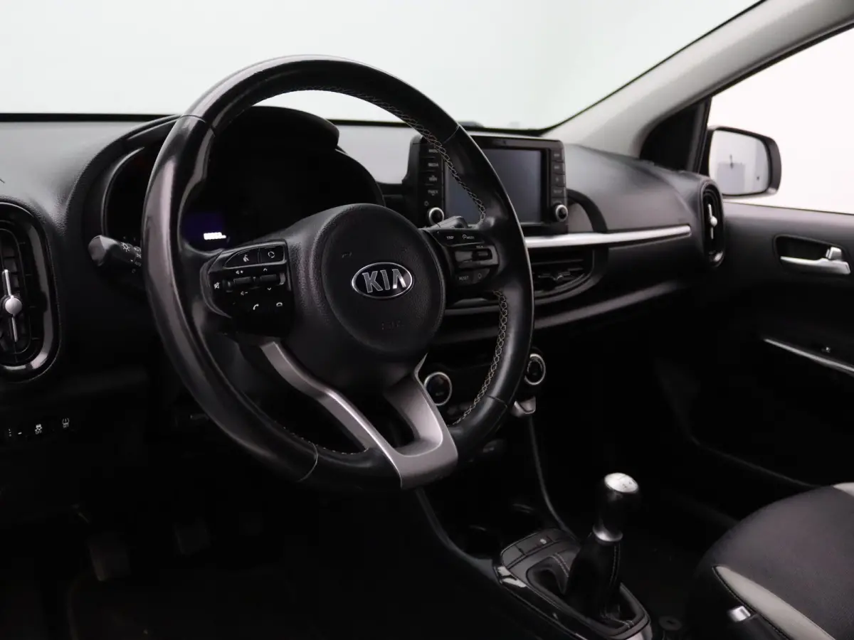 CVVT 67pk Design Edition Apple carplay |  Achteruitrijcamera