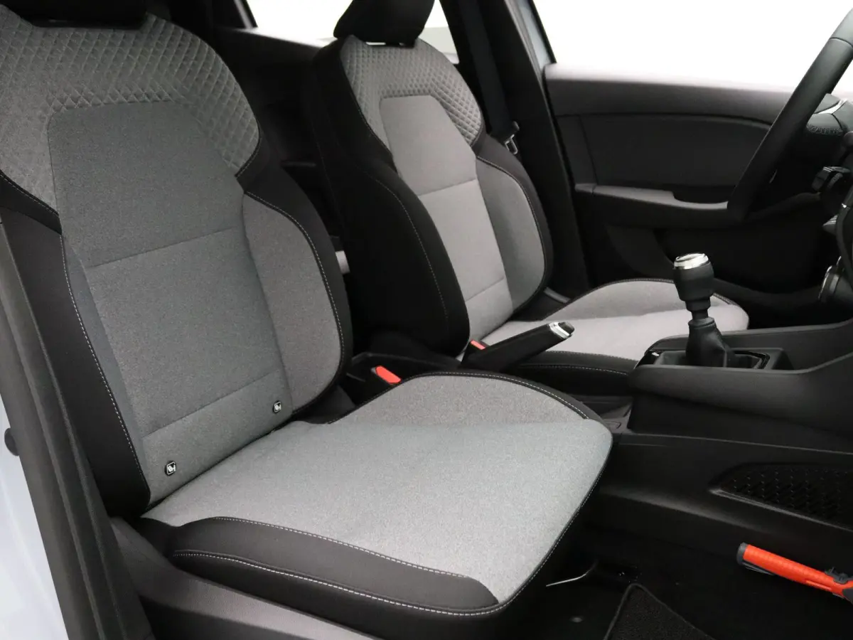 TCe 90PK evolution Airco | Camera | Carplay | Parksens. achter