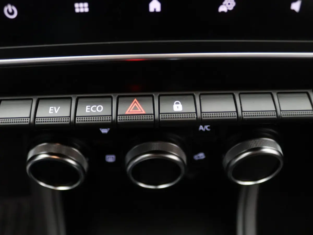 E-Tech Hybrid 145pk Intens Automaat Cruise | Climate | Navi | Parkeersens. achter