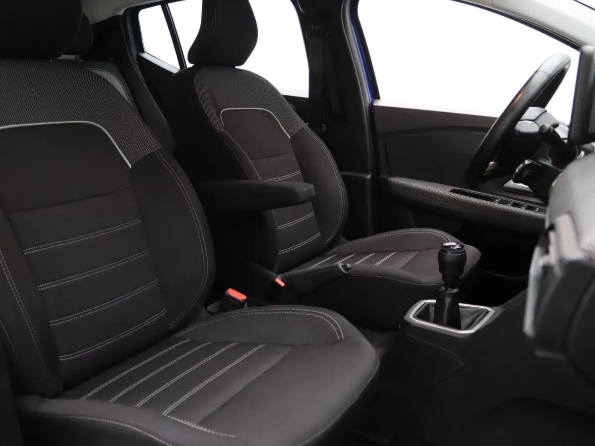 TCe ECO-G Expression 90pk Airco | Cruise | Parkeersens. achter | Trekhaak