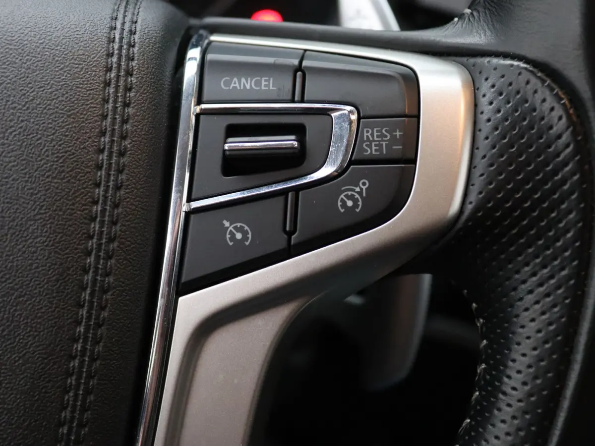 225pk PHEV Intense Camera | Navig | Cruise Contol
