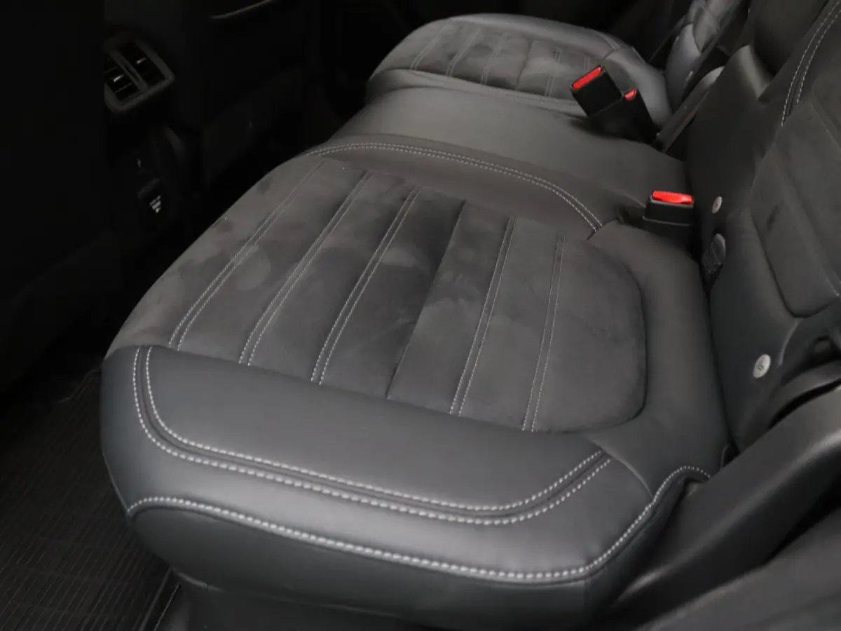225pk PHEV Intense Camera | Navig | Cruise Contol