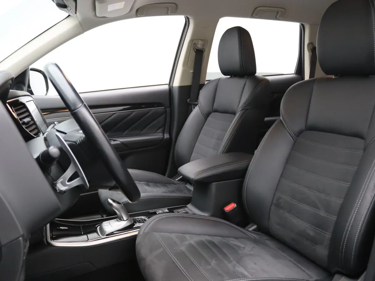 225pk PHEV Intense Camera | Navig | Cruise Contol