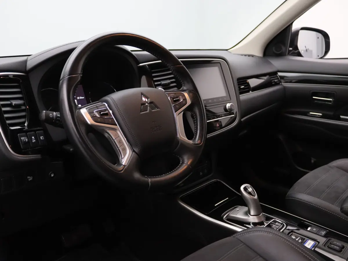 225pk PHEV Intense Camera | Navig | Cruise Contol