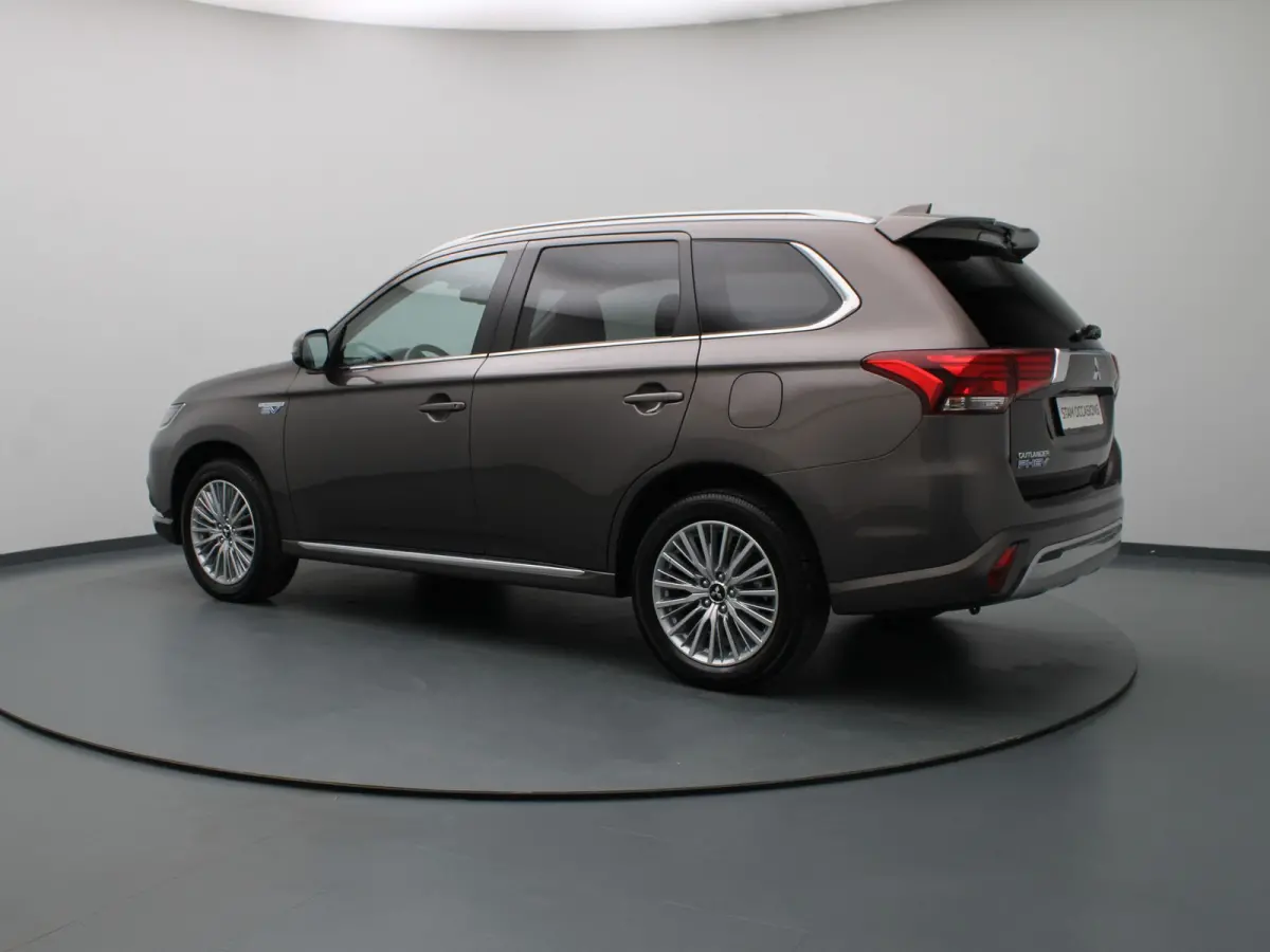 225pk PHEV Intense Camera | Navig | Cruise Contol