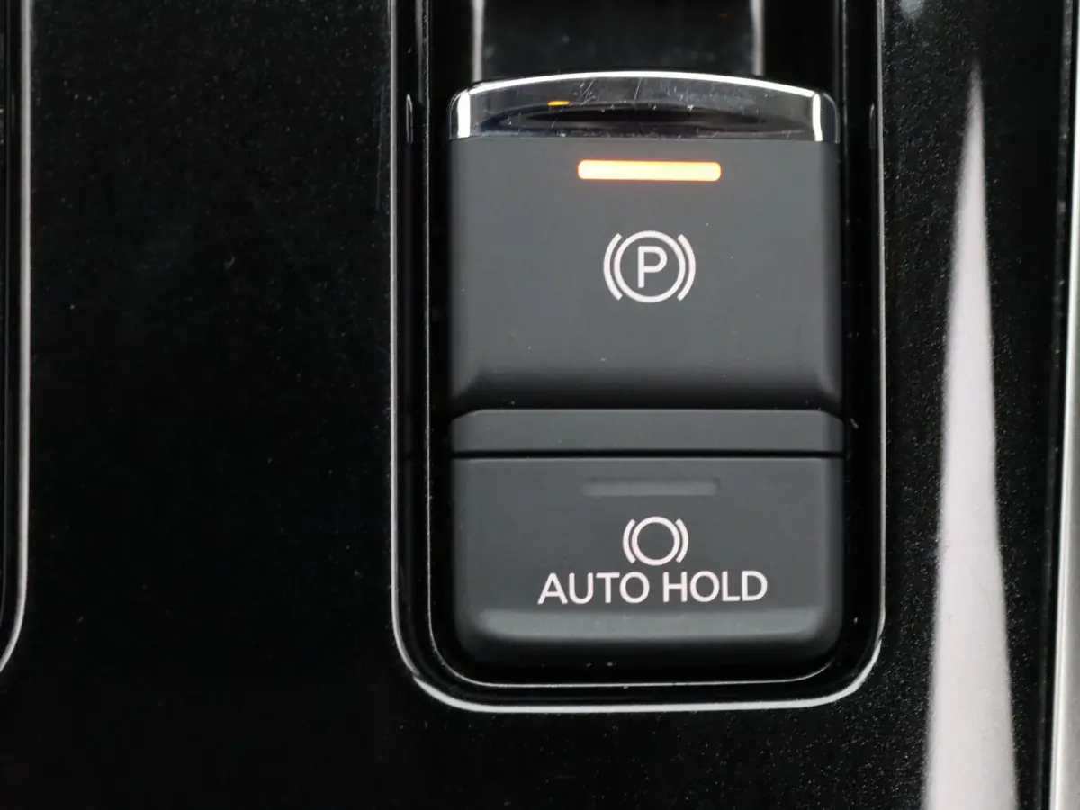225pk PHEV Intense Camera | Navig | Cruise Contol