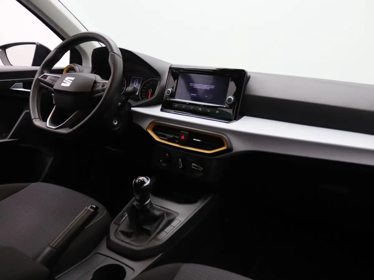 1.0 MPI Style Apple Carplay/Android Auto