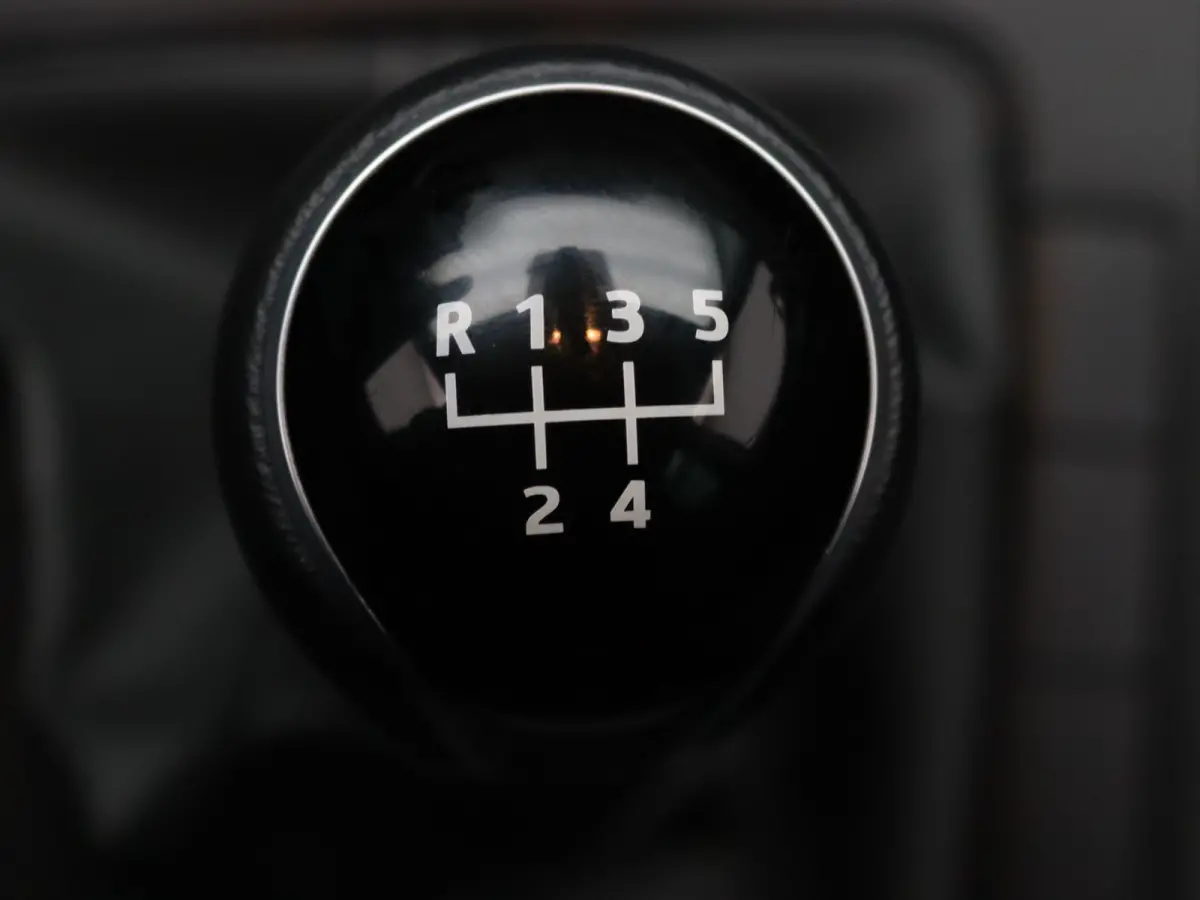 1.0 MPI Style Apple Carplay/Android Auto