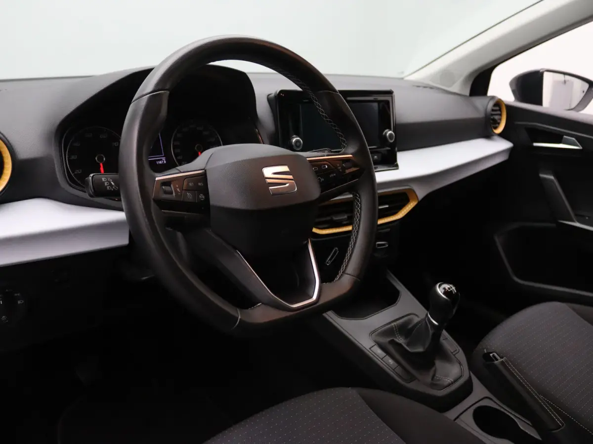 1.0 MPI Style Apple Carplay/Android Auto