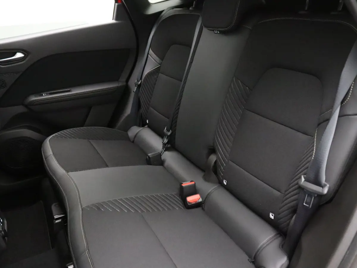 145pk E-Tech full hybrid iconic Automaat Harman Kardon | Adapt. Cruise | Parkeersens. v+a | Stoel-/stuur-/voorruitverw. | Panoramadak