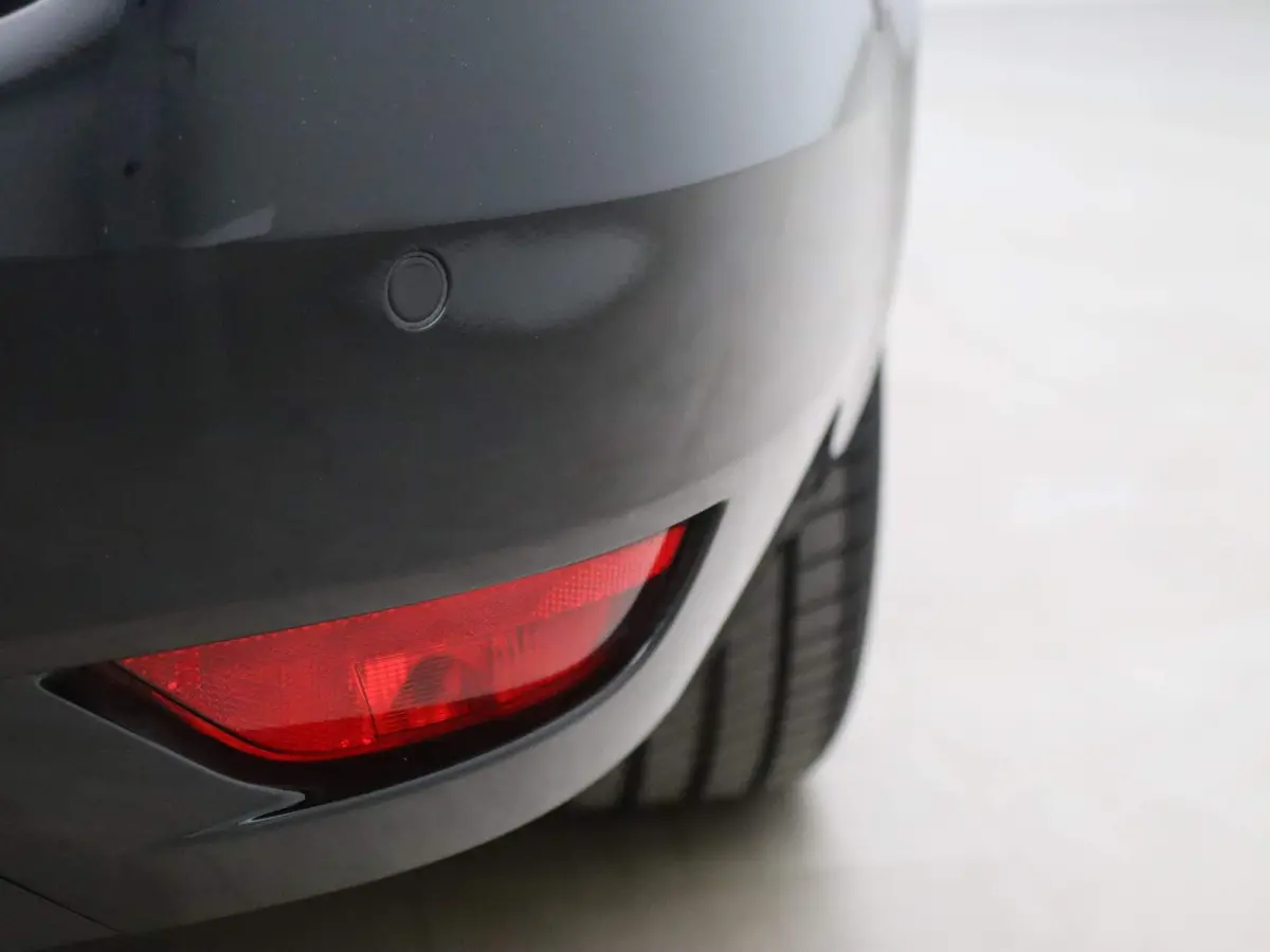 Estate Plug-In Hybrid 160pk Business Zen Airco | Cruisecontrol | Navi | Parksens. v+a