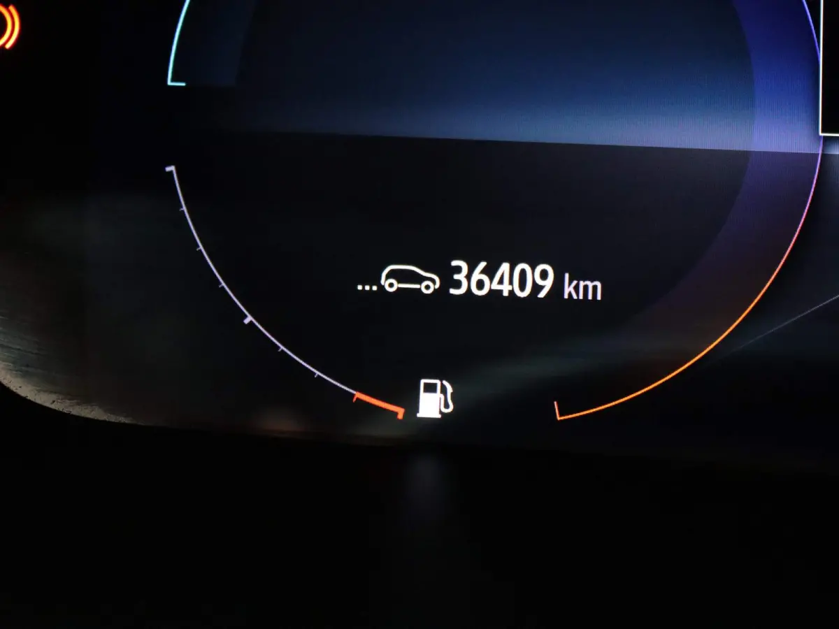 Estate Plug-In Hybrid 160pk Business Zen Airco | Cruisecontrol | Navi | Parksens. v+a