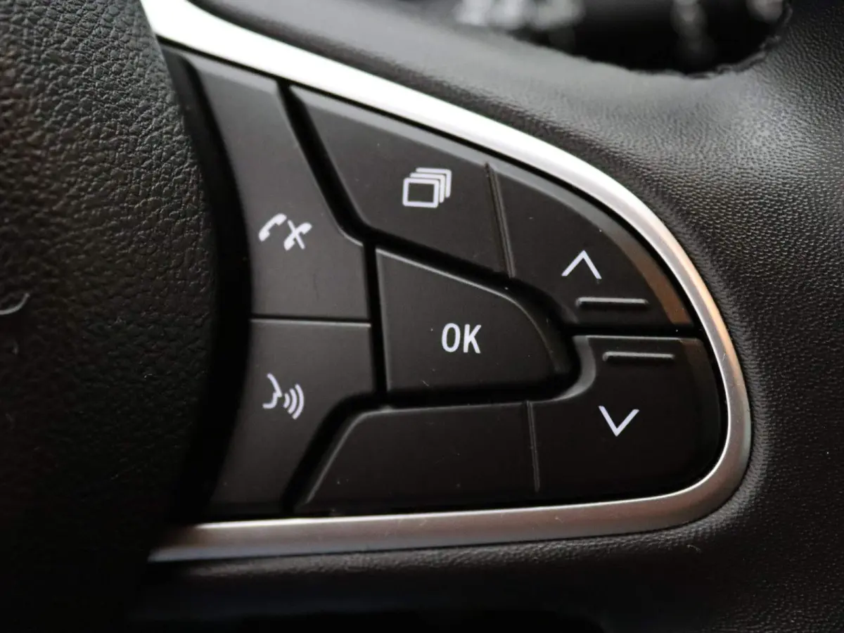 Estate Plug-In Hybrid 160pk Business Zen Airco | Cruisecontrol | Navi | Parksens. v+a