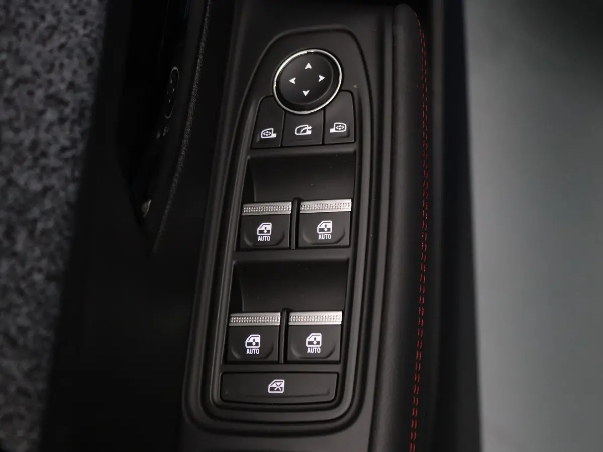 TCe techno 115pk Camera | Adapt. Cruise | Navi | Parkeersens. v+a | Stoelverw.