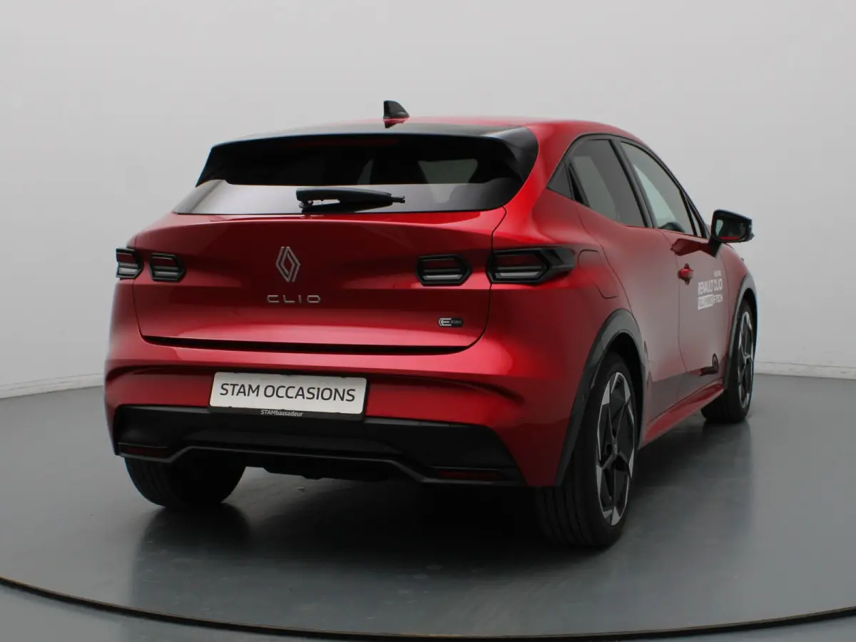 techno full hybrid E-Tech 160pk 360° Camera | Adapt. Cruise | Parkeersens. v+a | Stoelverw.