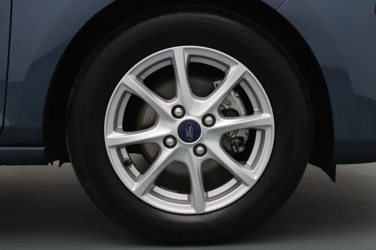 EcoBoost Hybrid Titanium 125pk Cruise | Climate | Carplay | Parkeersens. achter