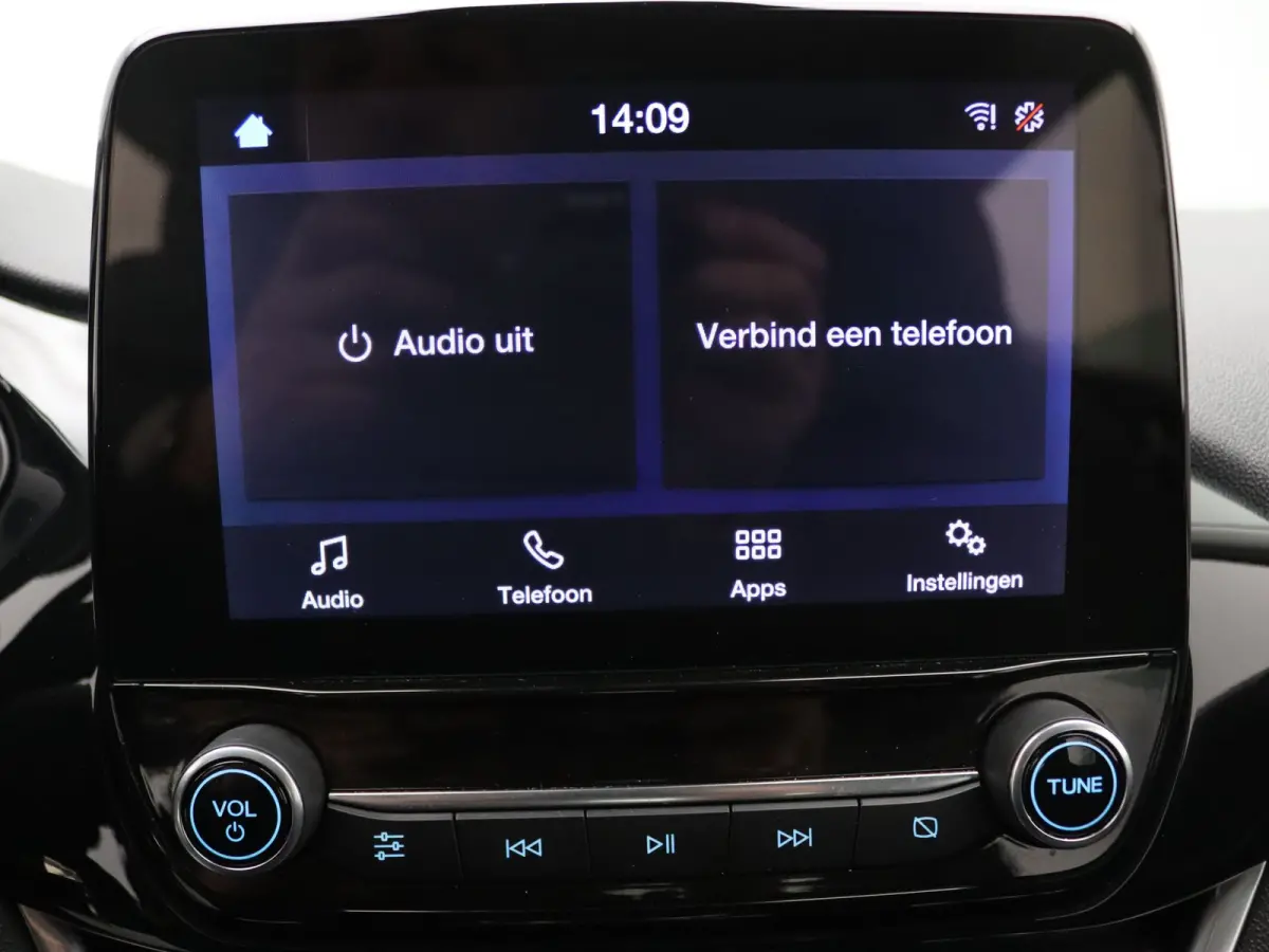 EcoBoost Hybrid Titanium 125pk Cruise | Climate | Carplay | Parkeersens. achter