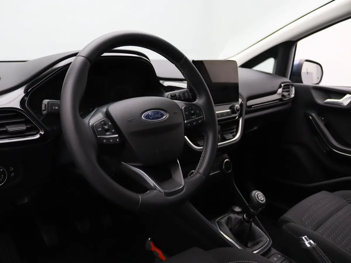 EcoBoost Hybrid Titanium 125pk Cruise | Climate | Carplay | Parkeersens. achter