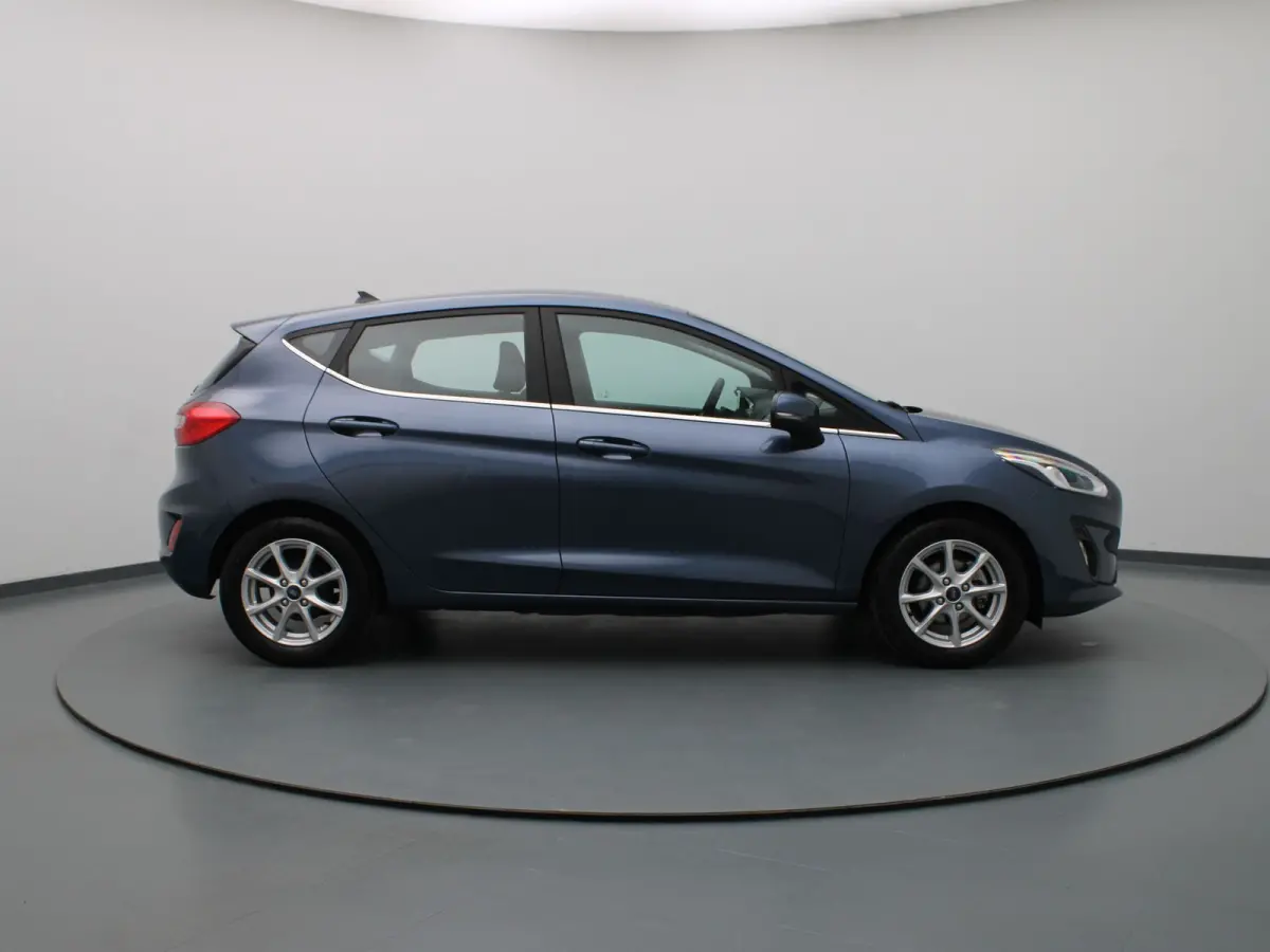 EcoBoost Hybrid Titanium 125pk Cruise | Climate | Carplay | Parkeersens. achter