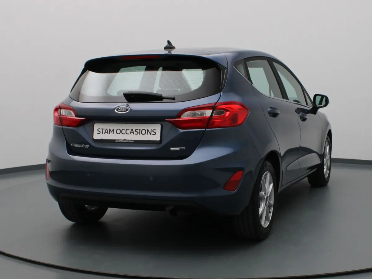 EcoBoost Hybrid Titanium 125pk Cruise | Climate | Carplay | Parkeersens. achter