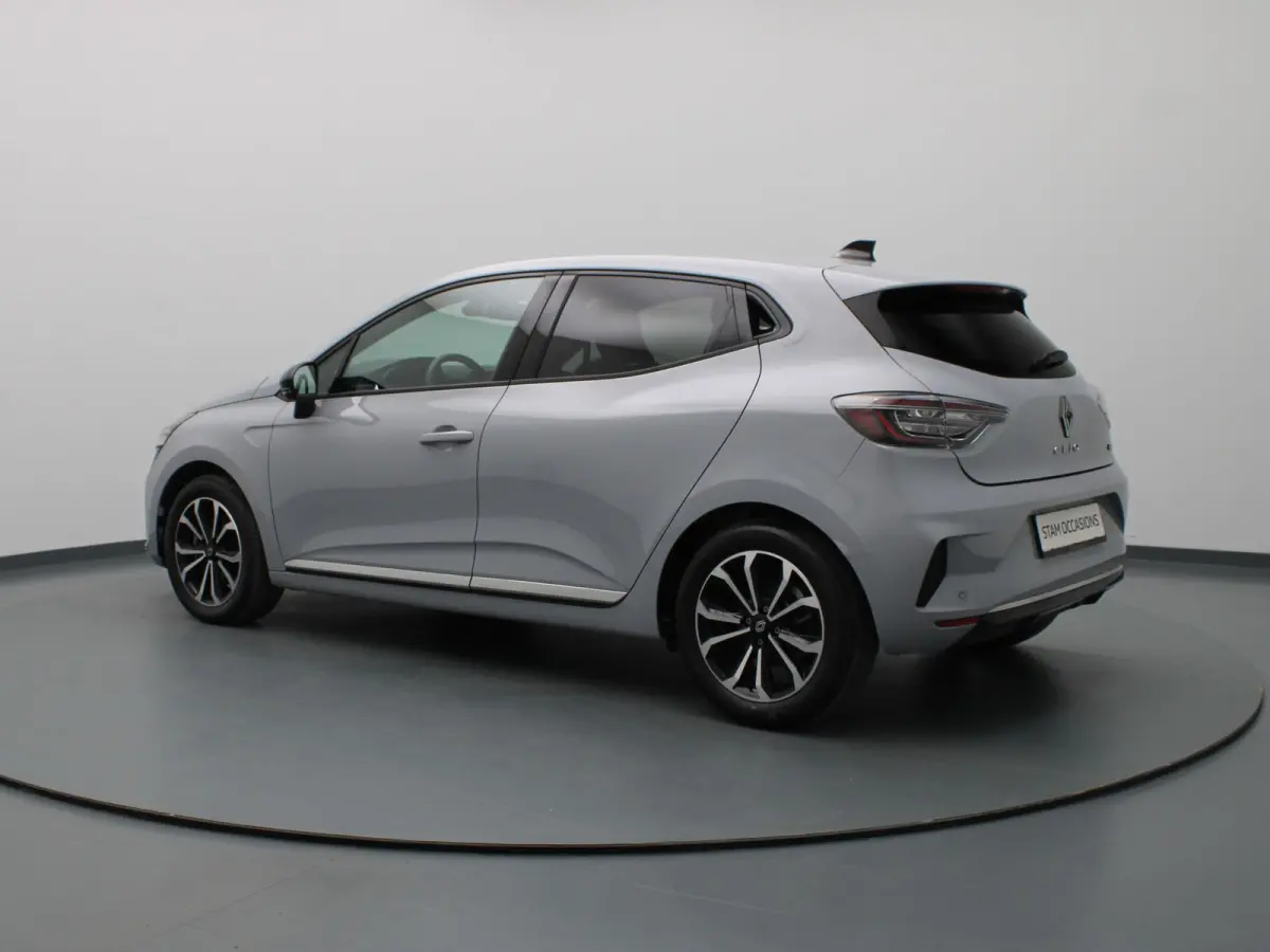 E-Tech Full Hybrid techno 145pk Camera | Cruise | Navi | Parkeersens. achter