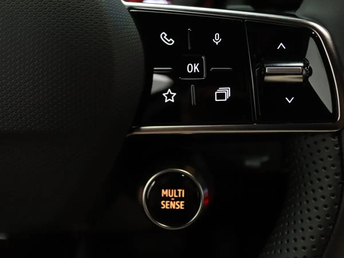 comfort range iconic 52 kWh Harman Kardon | Camera | Adapt. Cruise | Stoel-/stuurverw.