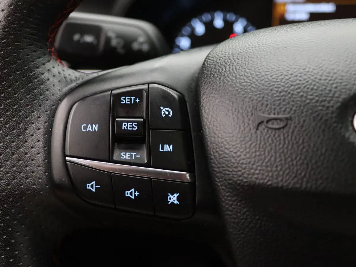 EcoBoost ST Line Business 125pk Cruise | Navi | Parkeersens. v+a | Panoramadak