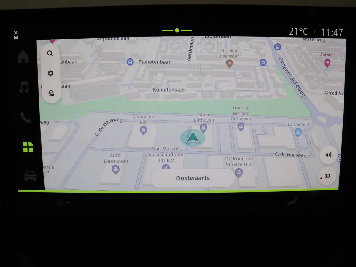 Hybrid 140pk Expression Camera | Carplay | Navi
